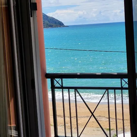 Maria Apartments Agios Georgios Pagon Zewnętrze zdjęcie